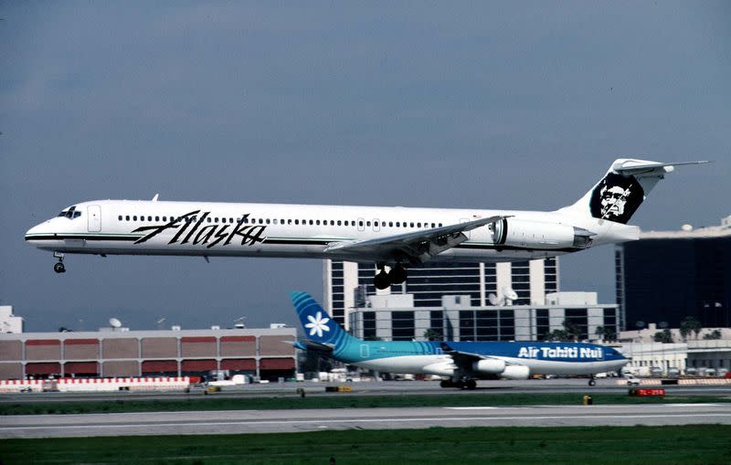 FILE PHOTO: FILE PHOTO OF ALASKA AIRLINES MD 83 IN LOS ANGELES.
