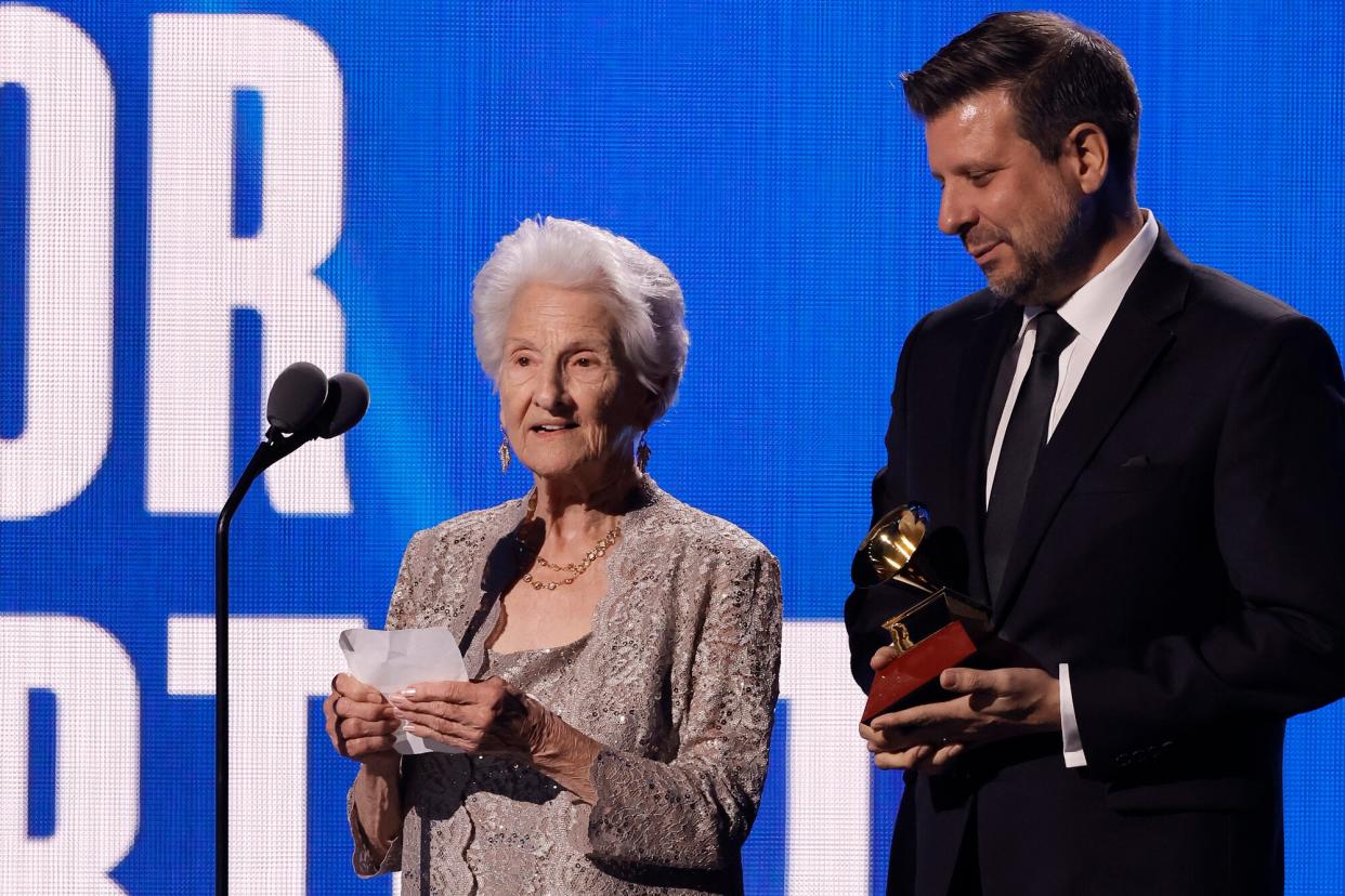 Angela Alvarez (L) accepts the Best New Artist award onstage during The 23rd Annual Latin Grammy Awards at Michelob ULTRA Arena on November 17, 2022 in Las Vegas, Nevada.