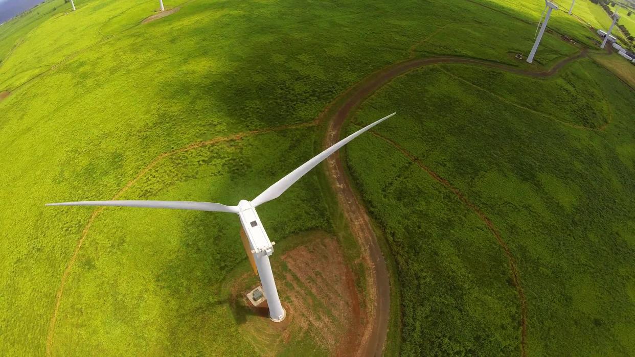 Drone Footage Reveals Sheer Magnificence of Hawaiian Islands