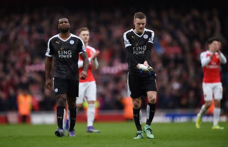 Football Soccer - Arsenal v Leicester City - Barclays Premier League - Emirates Stadium - 14/2/16 Leicester's Jamie Vardy and Wes Morgan look dejected after the game Action Images via Reuters / Tony O'Brien Livepic