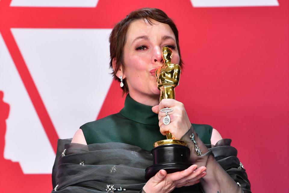 Olivia Colman erhielt für ihre Rolle als Queen Anne einen lang ersehnten Oscar. In “The Crown” spielt sie die junge Königin Elizabeth II. (Bild: TORSTEN BLACKWOOD/AFP/Getty Images)