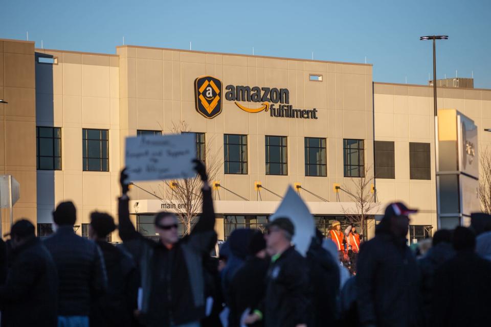 US-LABOUR-PROTEST-AMAZON