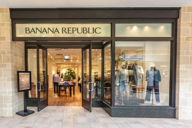 Banana Republic set to reopen Thursday, 8 months after roof collapse