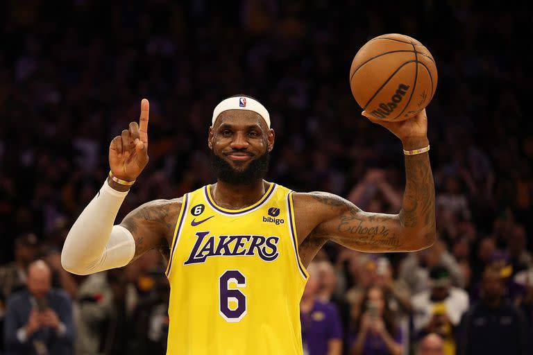 LeBron James, el máximo goleador de la historia de la NBA desde este miércoles