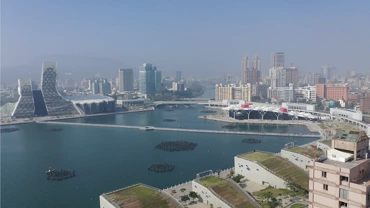 台灣燈會祈福保平安　高雄大港虎橋進駐愛河灣主區