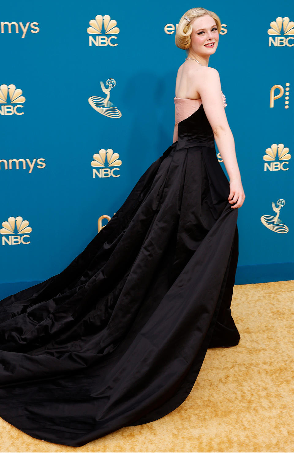 The Best Dressed Stars at the 2022 Emmys