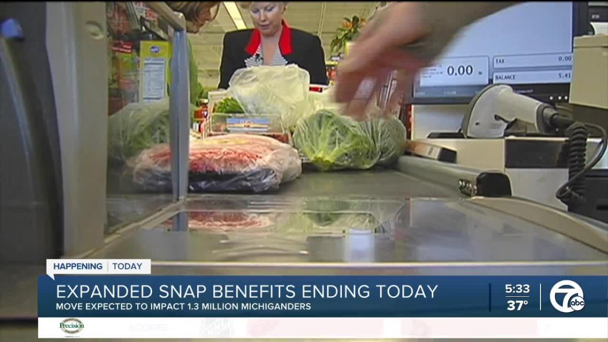 Extended SNAP benefits ends today for Michiganders