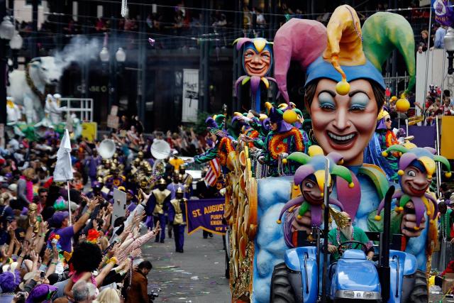 white beads mardi gras meaning