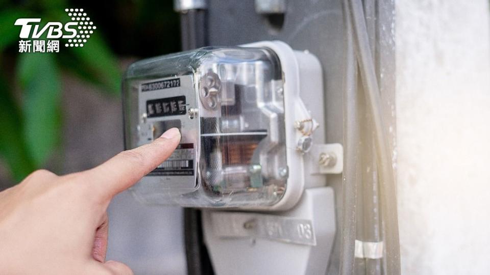 4月起電價全面調漲，平均漲幅約11%。（示意圖／shutterstock達志影像）