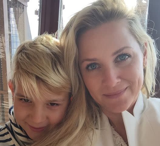 Jessica Capshaw Instagram Jessica Capshaw takes a selfie with her son Luke.