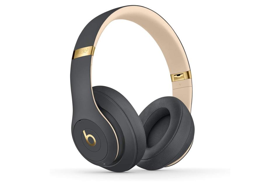 Beats Studio3 Wireless Noise Cancelling Over-Ear Headphones - Apple W1 Headphone Chip, Class 1 Bluetooth, 22 Hours of Listening Time, Built-in Microphone - Shadow Gray (Latest Model)