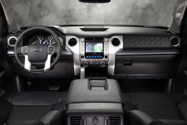 2017 Toyota Tundra Platinum interior photo