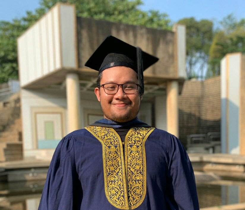 Muhammad Rafiq Izzat Zaidi completed his studies early this year after enrolling in university way back in 2013. — Picture from Twitter/@RaffiqIzzat