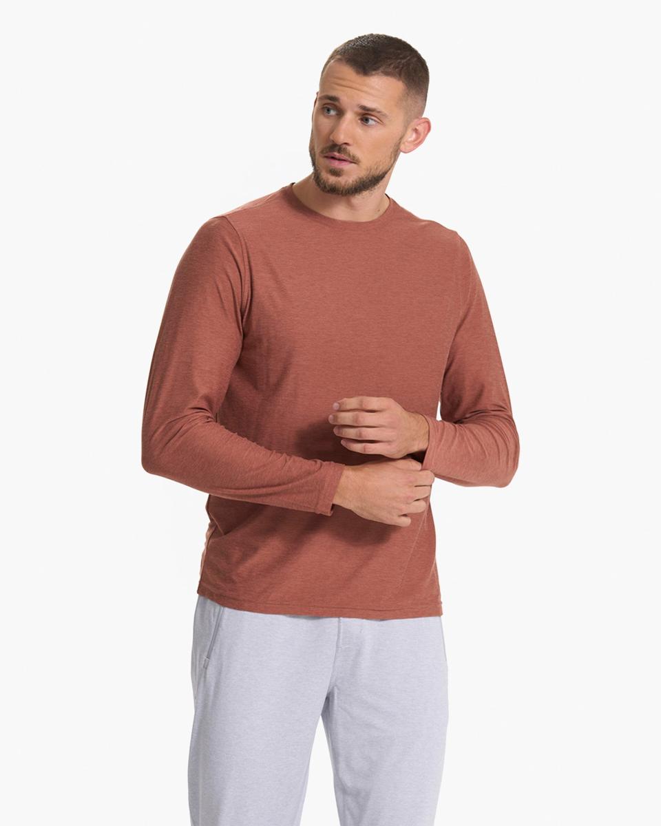 <p><a href="https://go.redirectingat.com?id=74968X1596630&url=https%3A%2F%2Fvuoriclothing.com%2Fproducts%2Flong-sleeve-strato-tech-tee-copper-heather&sref=https%3A%2F%2F" rel="nofollow noopener" target="_blank" data-ylk="slk:Shop Now;elm:context_link;itc:0;sec:content-canvas" class="link ">Shop Now</a></p><p>Long Sleeve Strato Tech Tee</p><p>vuoriclothing.com</p><p>$51.00</p>