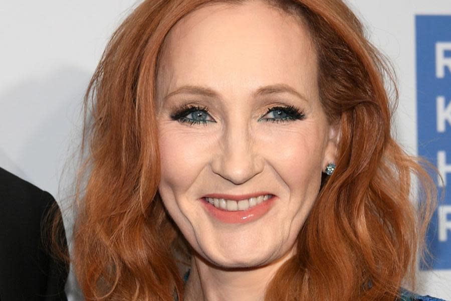 J.K. Rowling reafirma que sólo le importa el dinero y no la opinión de sus lectores