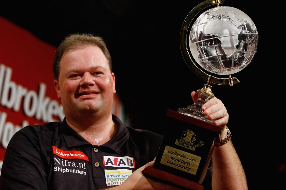 In happier times: Van Barneveld after winning the World Championship in 2007 (Getty Images) (Getty Images)