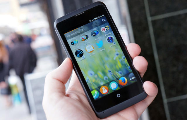 Firefox OS phones to open up mobile web