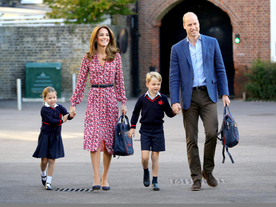 Herzogin Kate mit ihren beiden Kindern Prinzessin Charlotte und Prinz George sowie Ehemann Prinz William (Bild: ALPR/AdMedia/ImageCollect)