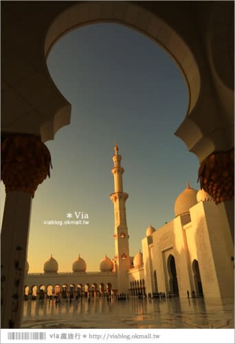 【阿布達比旅遊】謝赫扎耶德大清真寺(Sheikh Zayed Grand Mosque)～超美！世界造價最高的清真寺