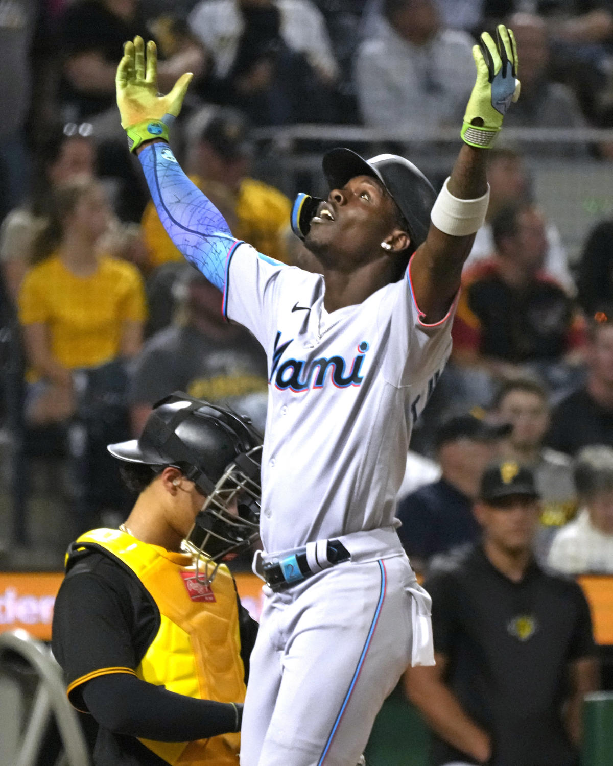 luis-arraez-drives-in-two--miami-marlins-beat-cleveland-guardian