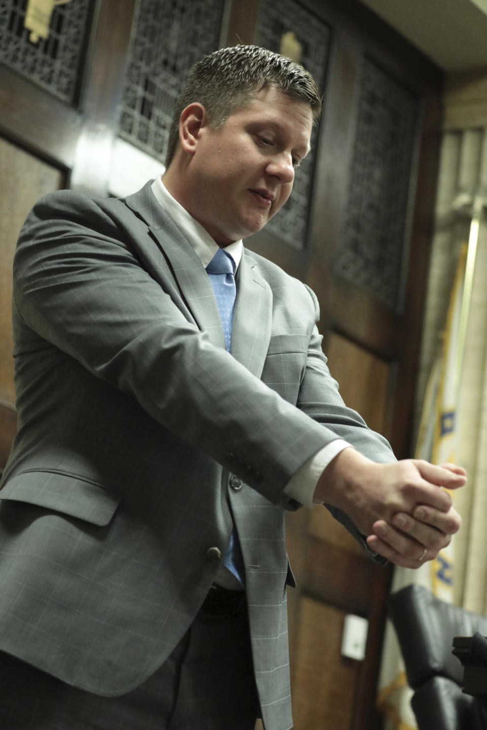 Chicago police Officer Jason Van Dyke testifies in his murder trial Tuesday Oct. 2, 2018, in Chicago, for the shooting death of Laquan McDonald. (Antonio Perez/Chicago Tribune via AP, Pool)