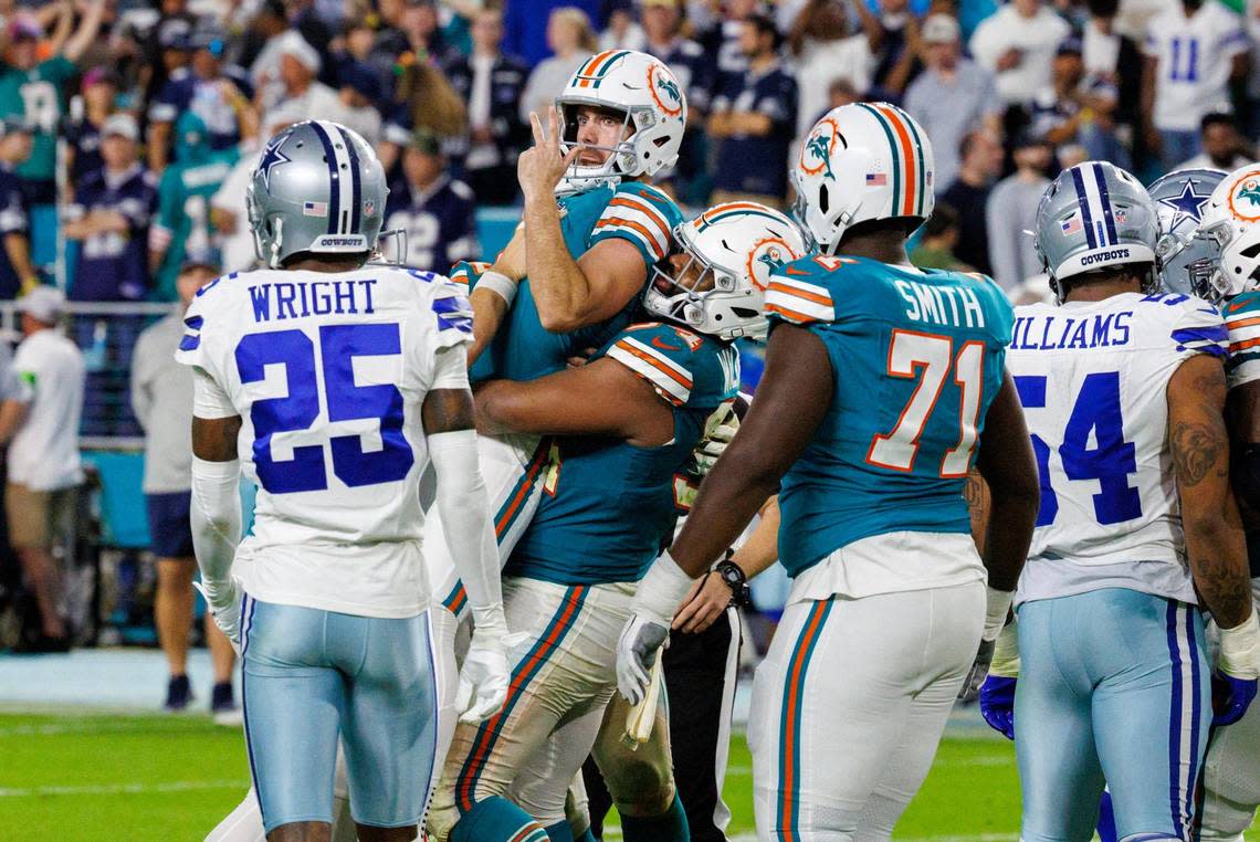 Miami Dolphins place kicker Jason Sanders (7) celebrates with teammates after kicking the winning field goal during fourth quarter of an NFL football game against the Dallas Cowboys at Hard Rock Stadium on Sunday, Dec. 24, 2023 in Miami Gardens, Fl.