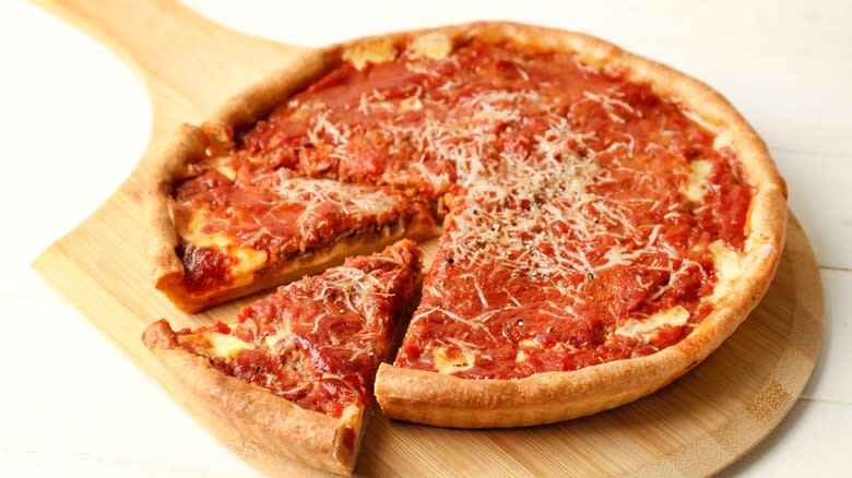 Deep dish pizza slice peel