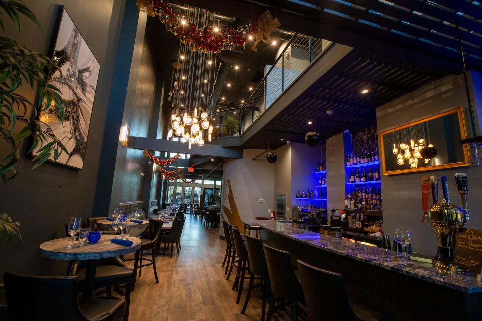 21A on Broadway will host a New Year's Eve bash.