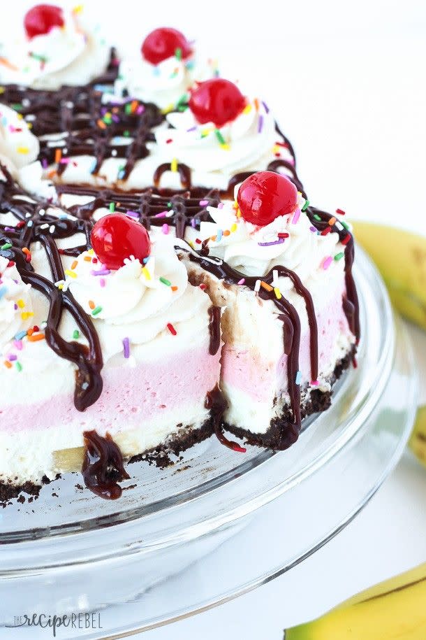 Banana Split Cheesecake