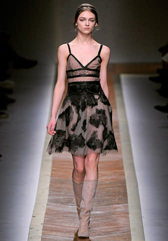 Valentino, FW 2011

Like I said, black lace. This has a little more extra volume that matches the…