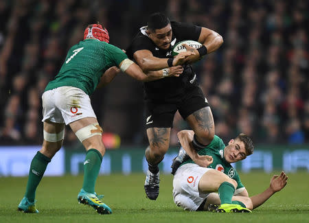 Rugby Union - Ireland v New Zealand - Aviva Stadium, Dublin, Ireland - November 17, 2018 New Zealand's Ofa Tuungafasi in action with Ireland's Josh van der Flier and Jacob Stockdale REUTERS/Clodagh Kilcoyne