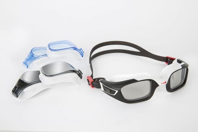 Nabaiji 3-in-1 goggles come with three sets of lenses for different light conditions and can be fitted with corrective lenses