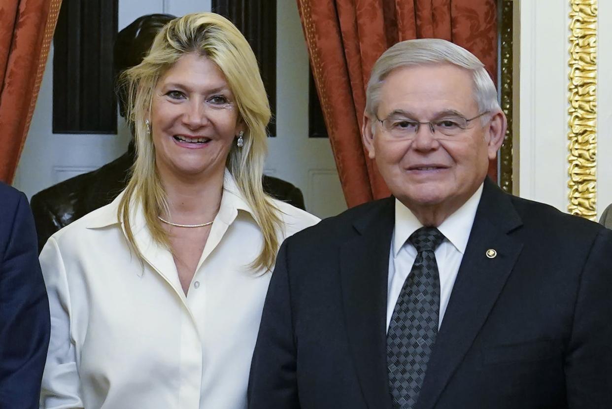 Senate Foreign Relations Committee Chairman Sen. Bob Menendez, D-N.J., and his wife, Nadine Arslanian Menendez. <a href="https://newsroom.ap.org/detail/MenendezBriberyDeveloper/4219da16c3724960a83927459e24e8ef/photo?Query=Menendez&mediaType=photo&sortBy=arrivaldatetime:desc&dateRange=Anytime&totalCount=5321&currentItemNo=4" rel="nofollow noopener" target="_blank" data-ylk="slk:AP Photo/Susan Walsh, File;elm:context_link;itc:0;sec:content-canvas" class="link ">AP Photo/Susan Walsh, File</a>