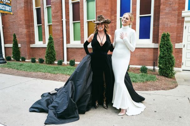 PHOTO: Honoree, Shania Twain and Kelsea Ballerini attend the 15th Annual Academy of Country Music Honors at Ryman Auditorium, Aug. 24, 2022, in Nashville, Tenn. (John Shearer/Getty Images)