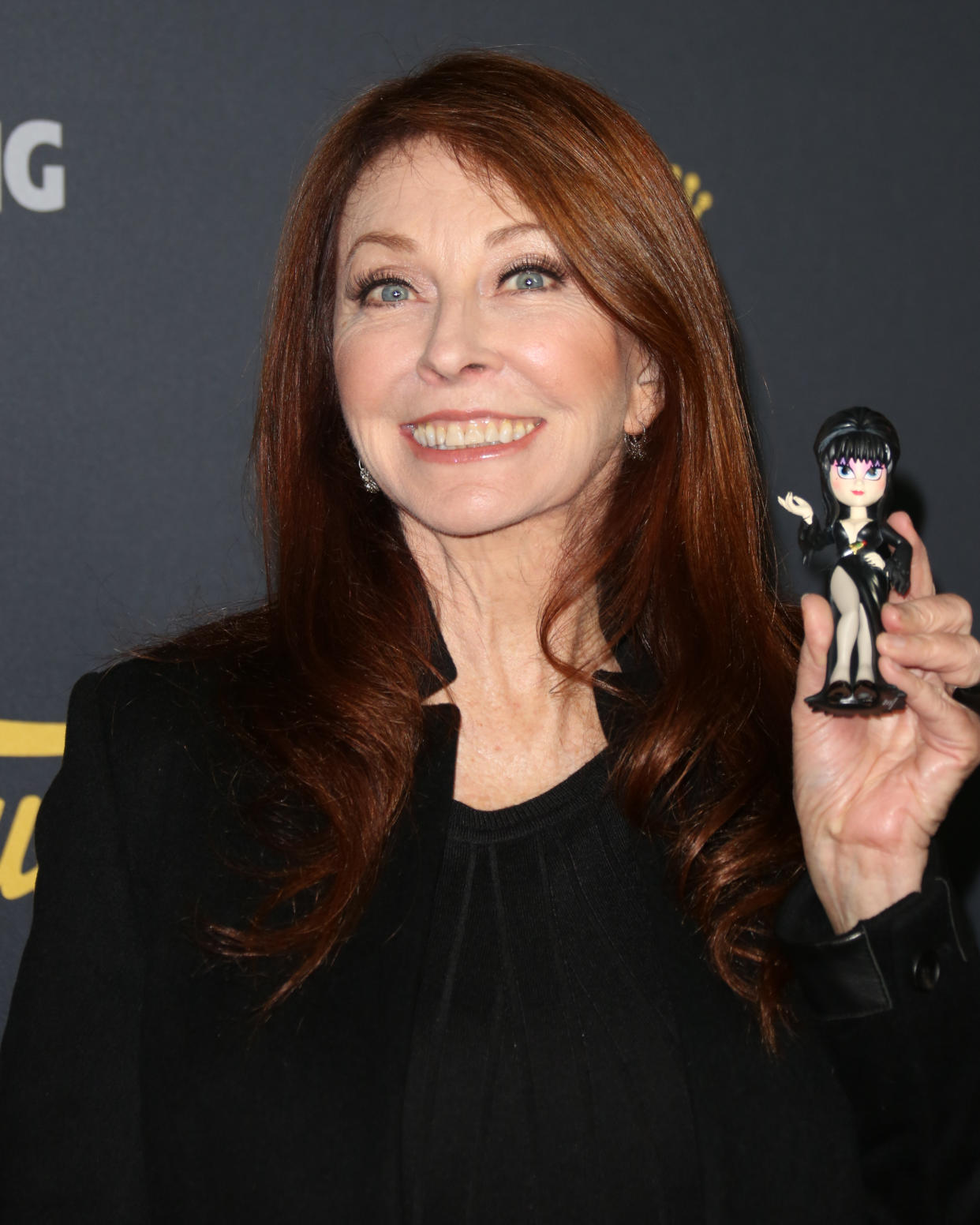 Cassandra Peterson with her alter ego in 2018.  (Photo: Paul Archuleta/Getty Images)