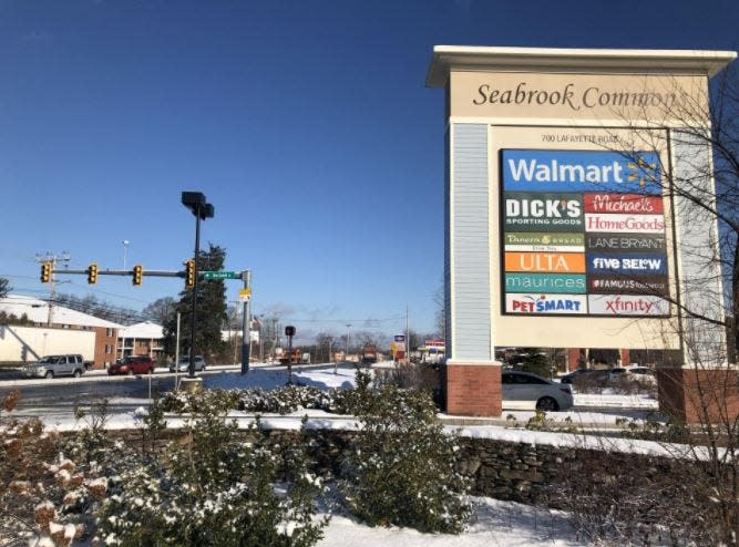Seabrook Commons has been sold for $30.4 million to B33 Seabrook Commons II, of Nevada.
