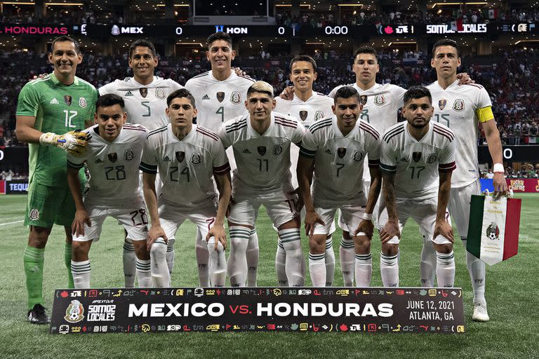 La Selección de Fútbol de México fue multada por cantos homófobos en partidos oficiales.