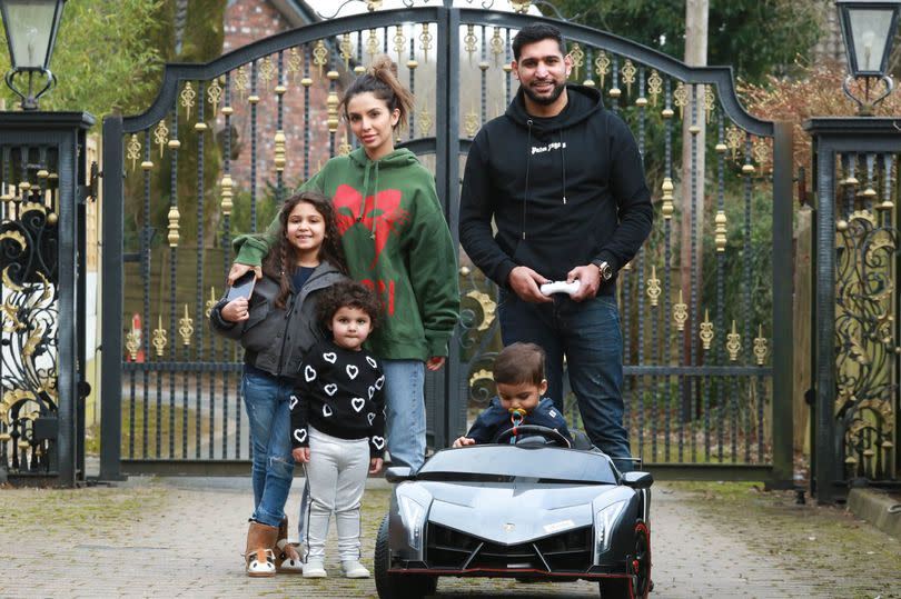 Amir Khan with his wife Faryal Makhdoom and their children, (left to right) Lamaisah, Alayna and Muhammad Zaviyar Khan