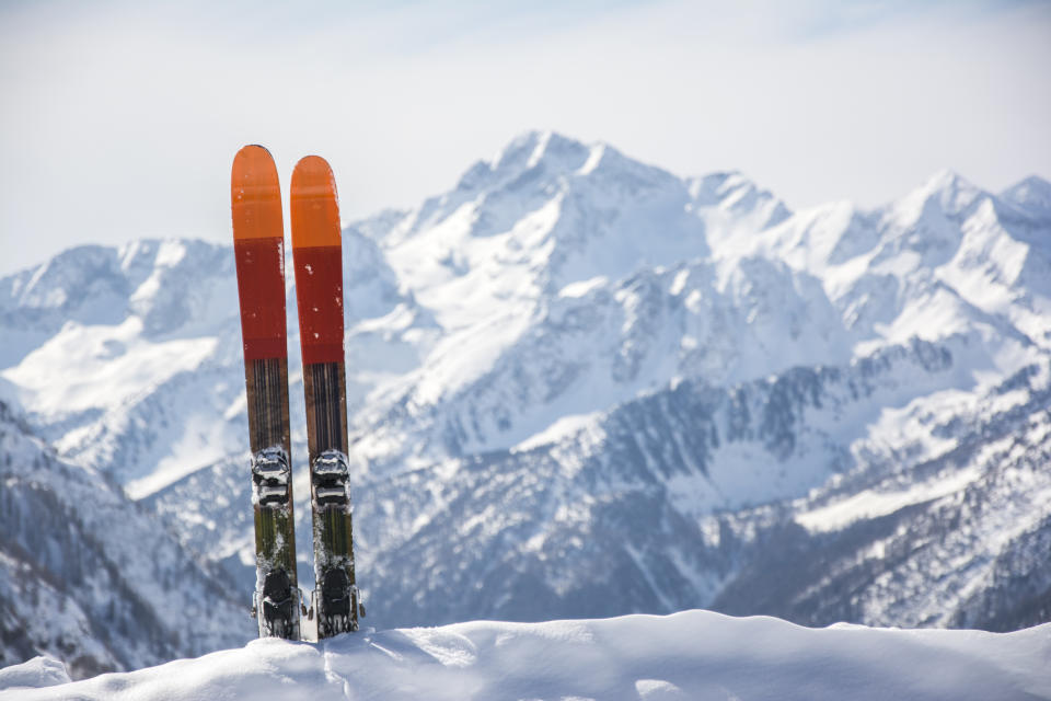 Weil er die Berge so vermisst, baute sich Skifahrer Phillip Klein einfach seine eigene Piste zuhause nach. (Symbolbild: Getty)
