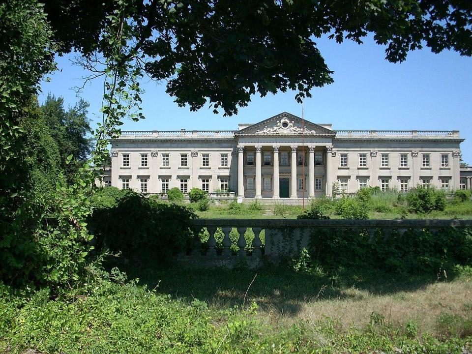 11) Lynnewood Hall, Elkins Park, Pennsylvania