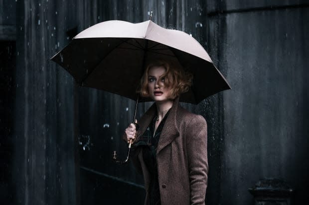 Queenie (Alison Sudol). <em>Photo: Jaap Buitendijk/Courtesy of Warner Bros. Pictures</em>