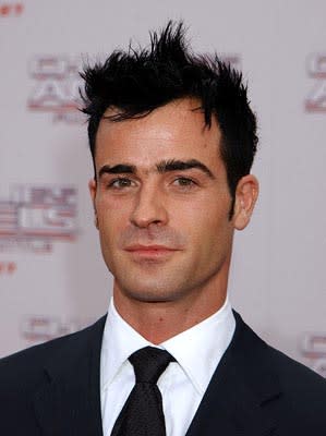 Justin Theroux at the LA premiere of Columbia's Charlie's Angels: Full Throttle