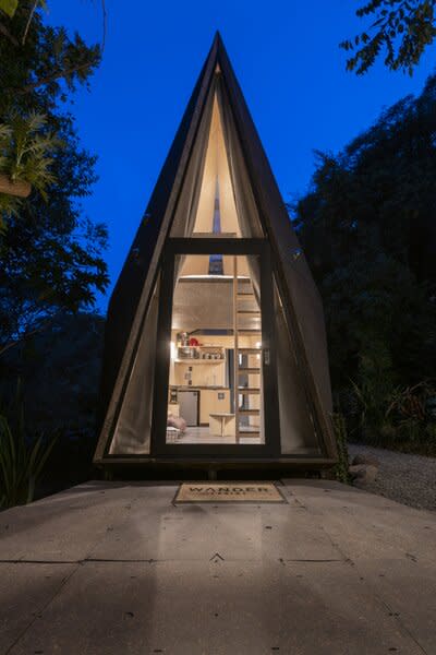 At the Malinalco Rojkind Wander Cabins, three different floor plans exist, offering options for different abilities and group sizes.