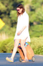 <p>Anne Hathaway leaves a beach in Connecticut over the weekend in a chic white ensemble.</p>