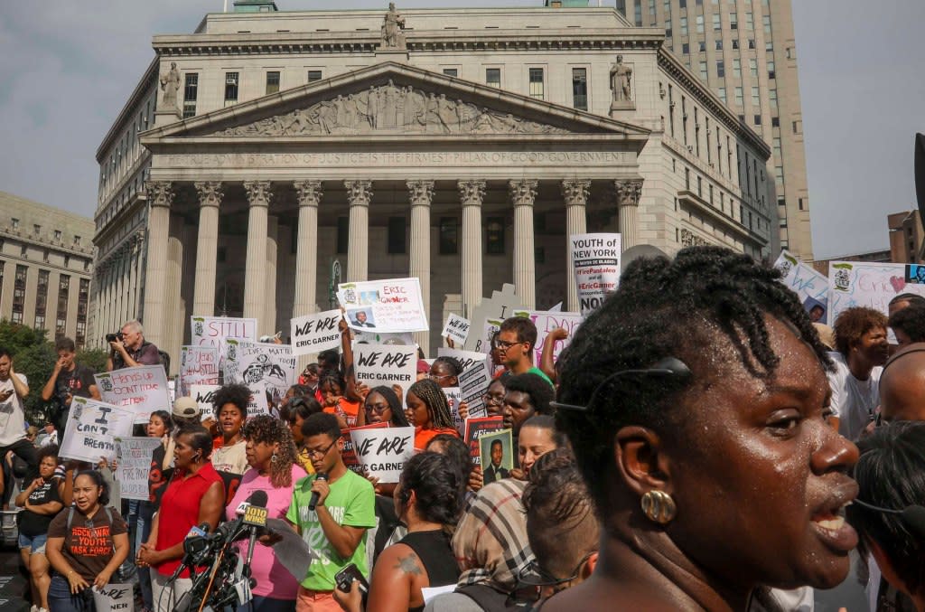 Protestors for police accountability in NYC, theGrio.com