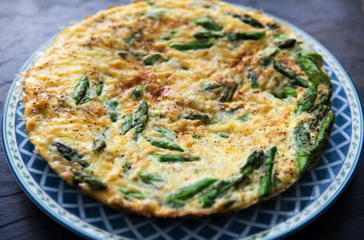<strong>Get the <a href="http://www.simplyrecipes.com/recipes/asparagus_frittata/" target="_blank" rel="noopener noreferrer">asparagus frittata recipe</a> by Simply Recipes.</strong>
