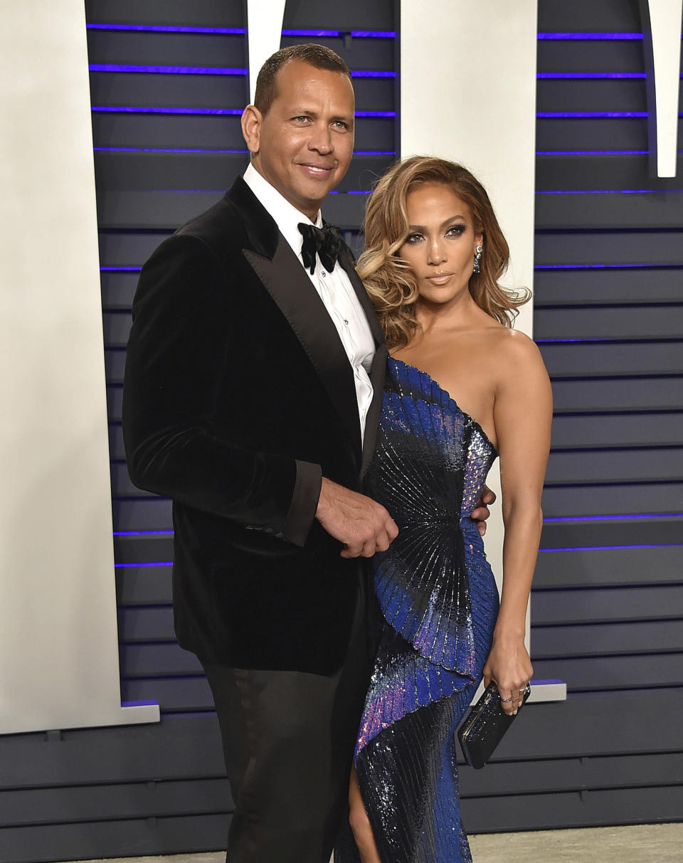 April 22nd 2020 - Alex Rodriguez and Jennifer Lopez have reportedly retained JPMorgan Chase to raise capital for a possible bid for ownership of the New York Mets major league baseball team. - File Photo by: zz/KGC-11/STAR MAX/IPx 2019 2/24/19 Jennifer Lopez and Alex Rodriguez at the 2019 Vanity Fair Oscar Party in Los Angeles, CA.