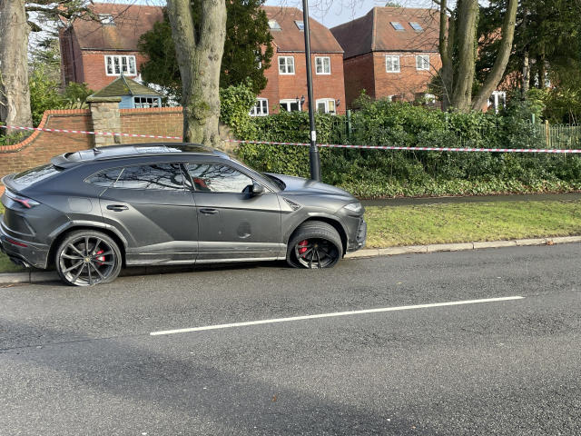 Lamborghini driver shot before fleeing in Rolls-Royce