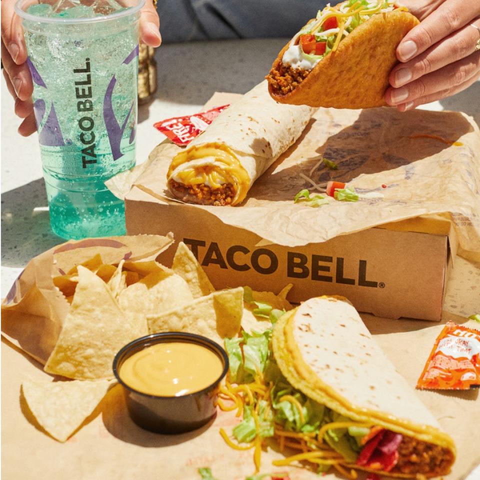 Taco Bell Launches New Meal Combo Valued at 7 deleciousfood