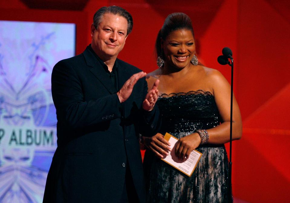 Al Gore and Queen Latifah at the Grammys in 2007